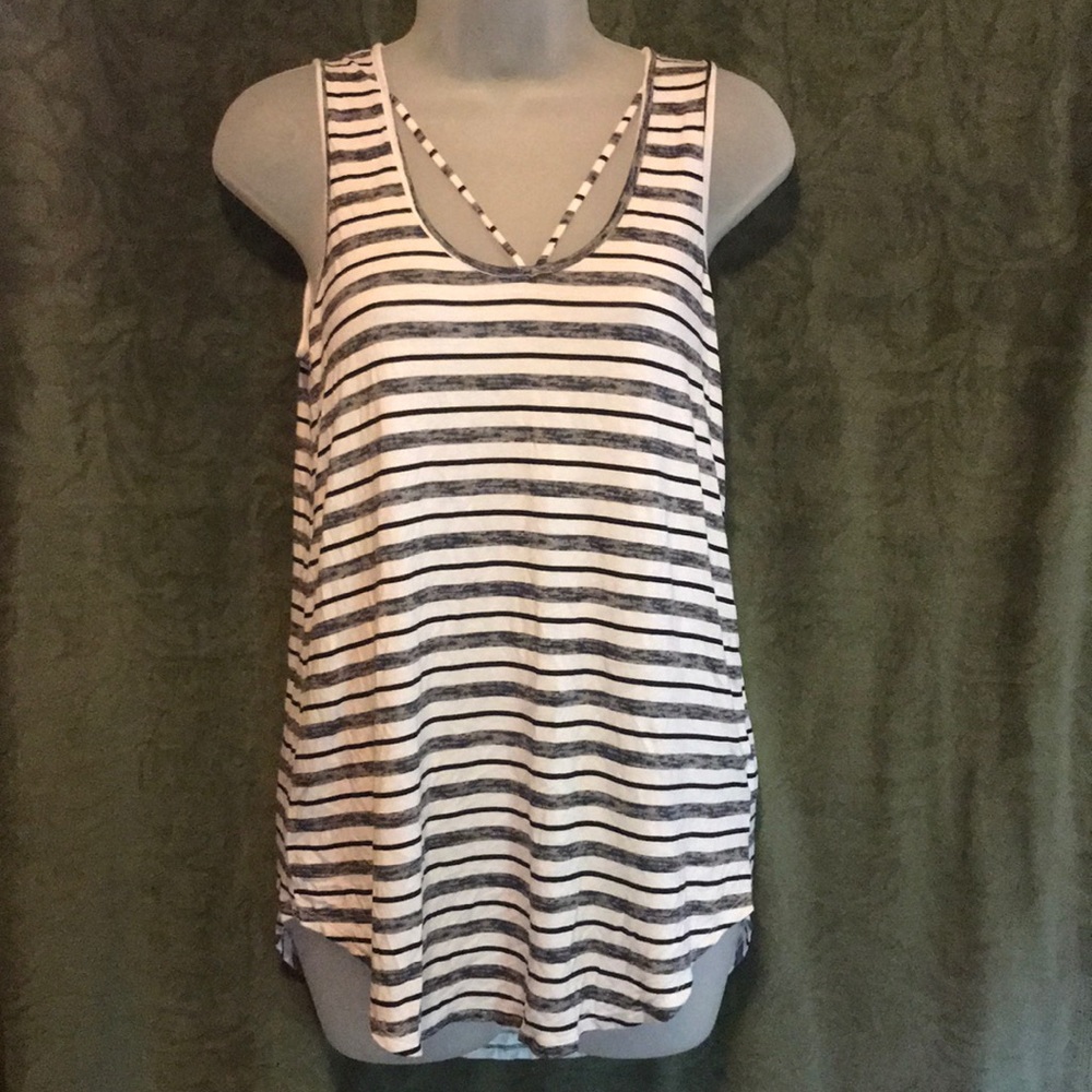 Ana sleeveless shirt